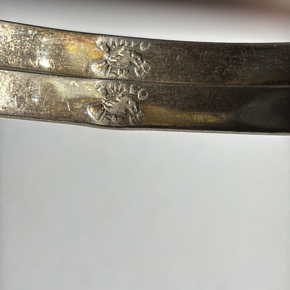 Two vintage silver bangles - Picture 7 of 8